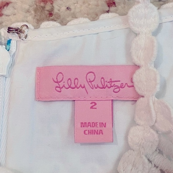 Lilly Pulitizer Dress. - Picture 4 of 7